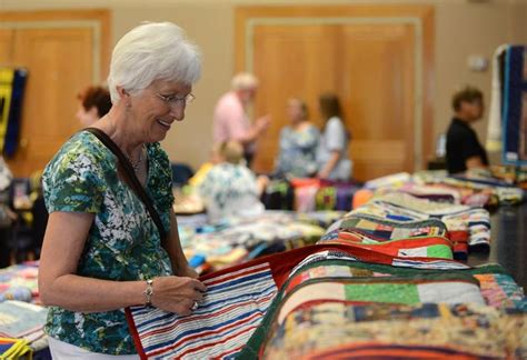 Quilts for Kids celebrates 10 years with 10,000 quilts